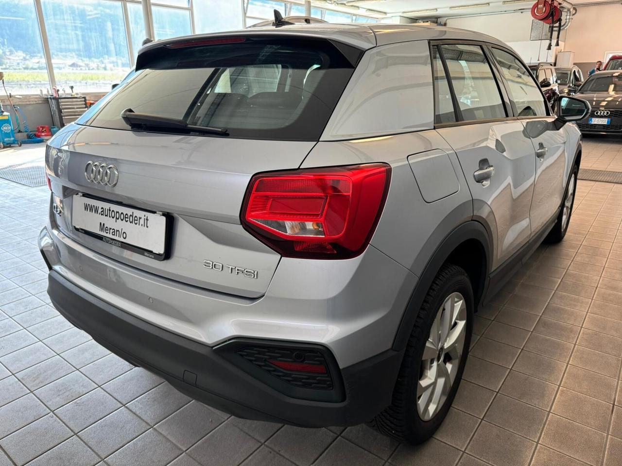 Audi Q2 30 TFSI Business