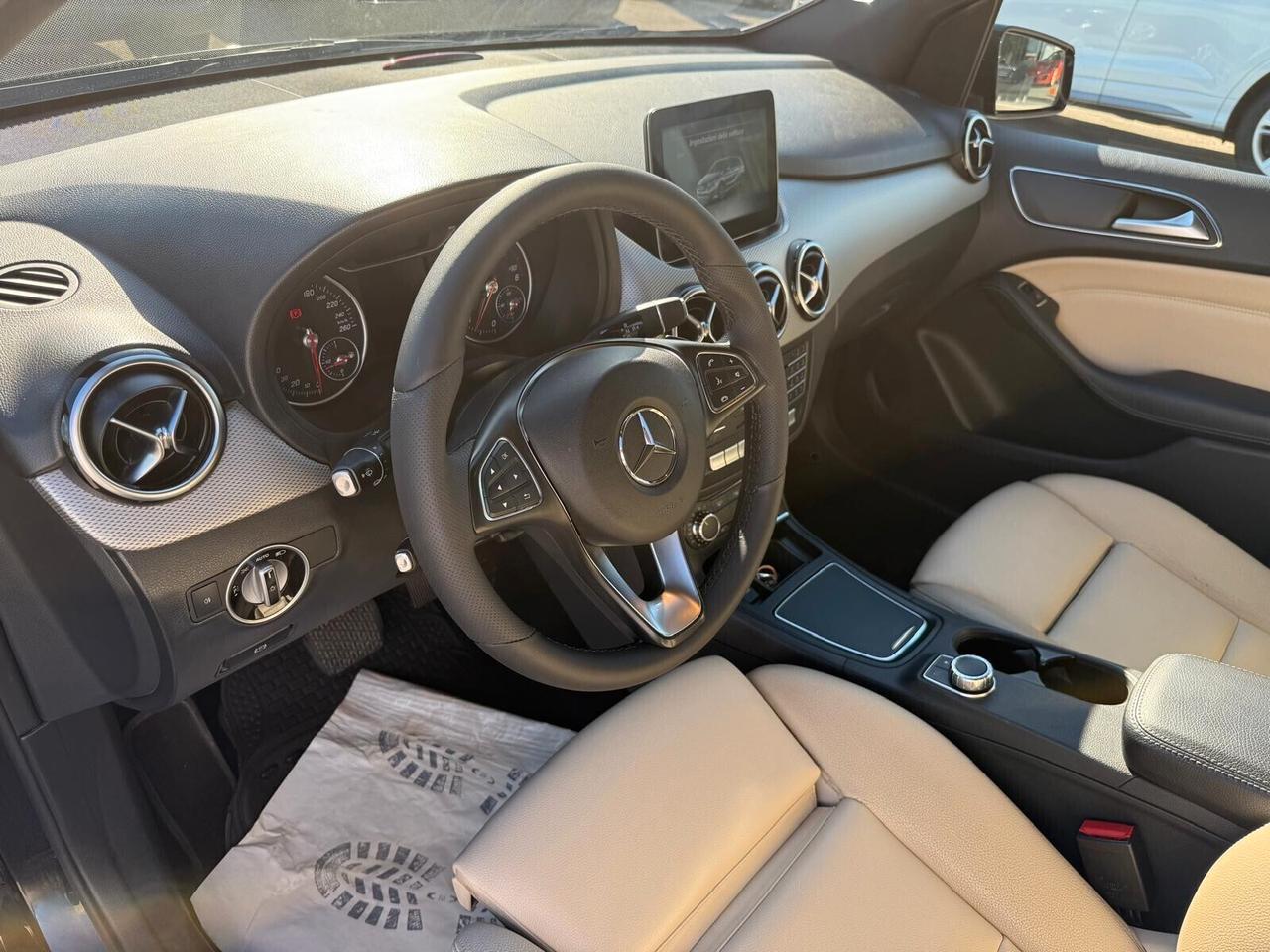 Mercedes-benz B 200 D SPORT LED/PELLE/NAVI/CAMERA IMPECCABILE AFFARE