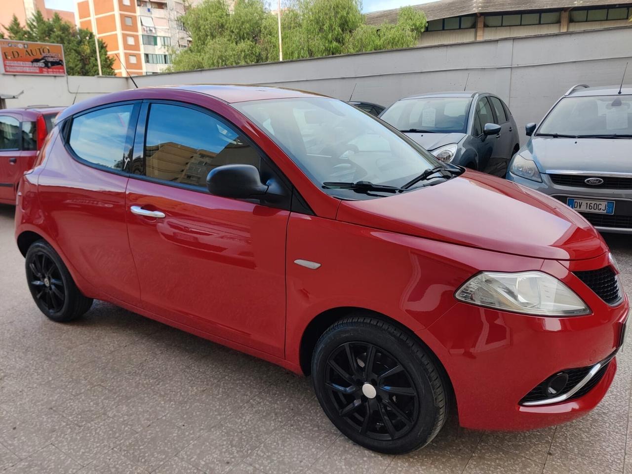 Lancia Ypsilon 1.2 Benzina