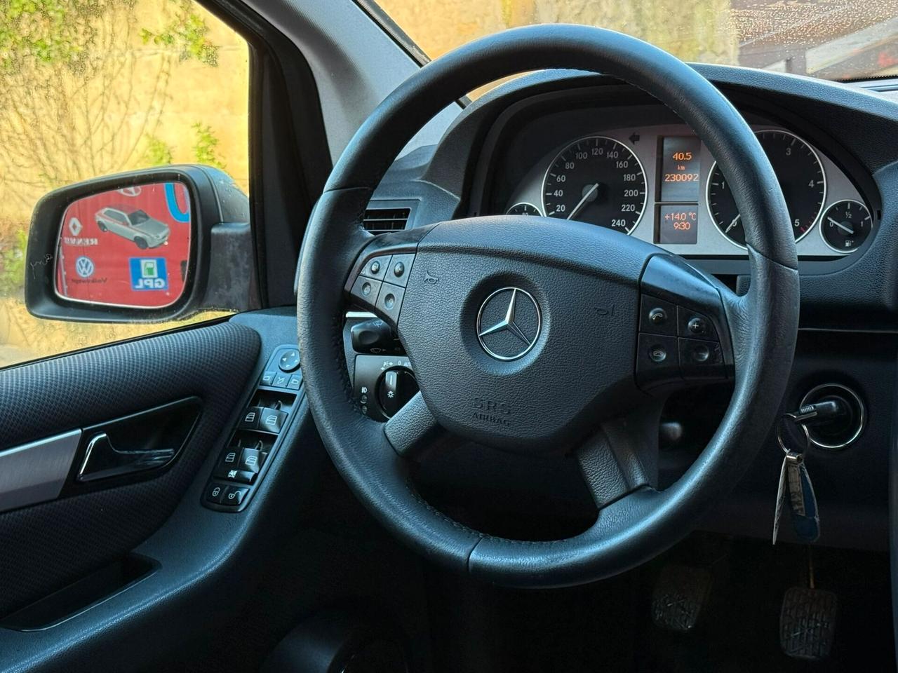 Mercedes-benz classe B 180 2.0 109cv Premium - 2010