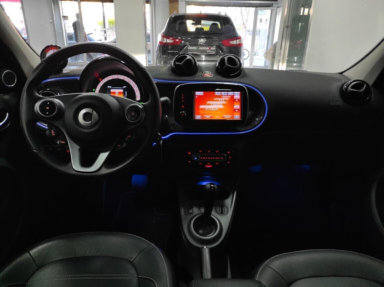 Smart ForFour EQ Prime 60kw 83cv Tetto Led (22kw)