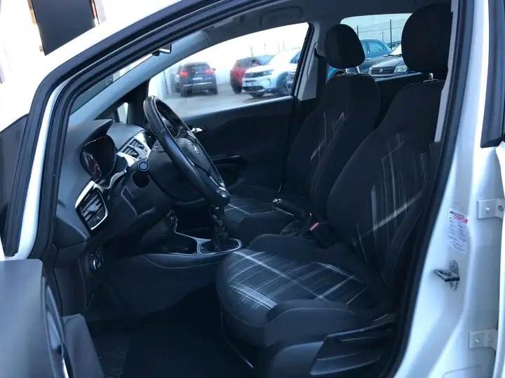 Opel Corsa 1.4 90CV GPL Tech 5 porte b-Color
