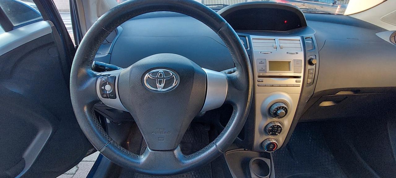 YARIS 1,0 BENZINA/GPL SCADENZA BOMBOLE NEL 2033 GOMME NUOVE IMPECCABILE