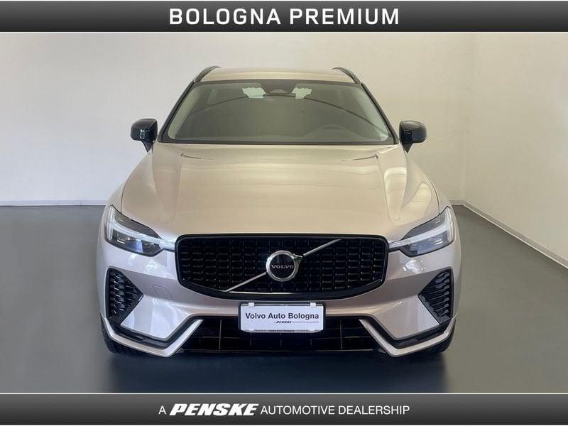 Volvo XC60 B4 (d) automatico Plus Dark