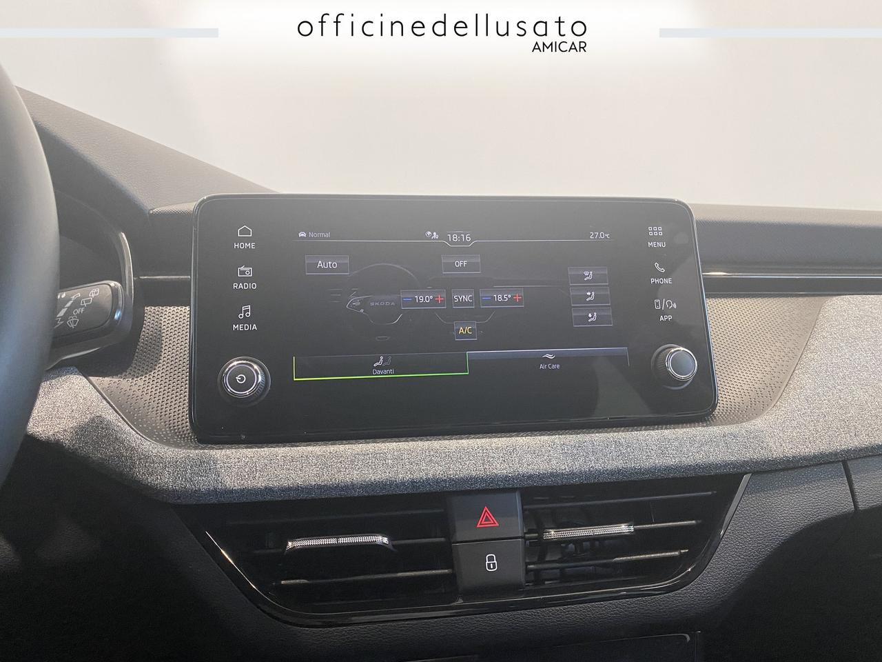 Skoda Kamiq 1.0 tsi 115cv black dots dsg