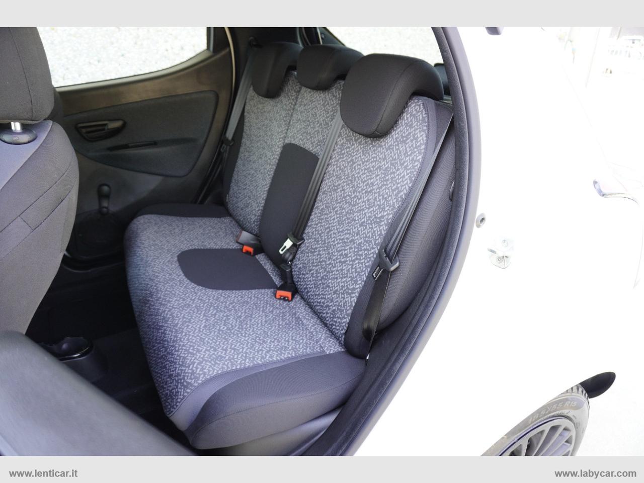 LANCIA Ypsilon 1.0 FireFly 5pS&S Hyb. Eco Silv.