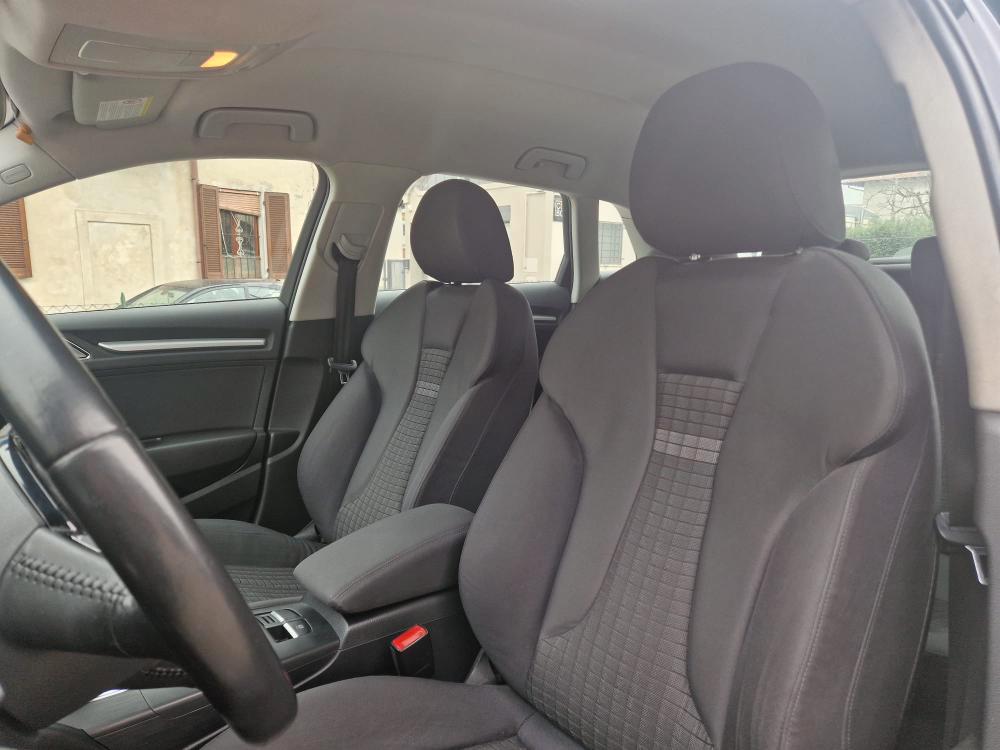 Audi A3 Sportback 1.4 tfsi Ambition s-tronic