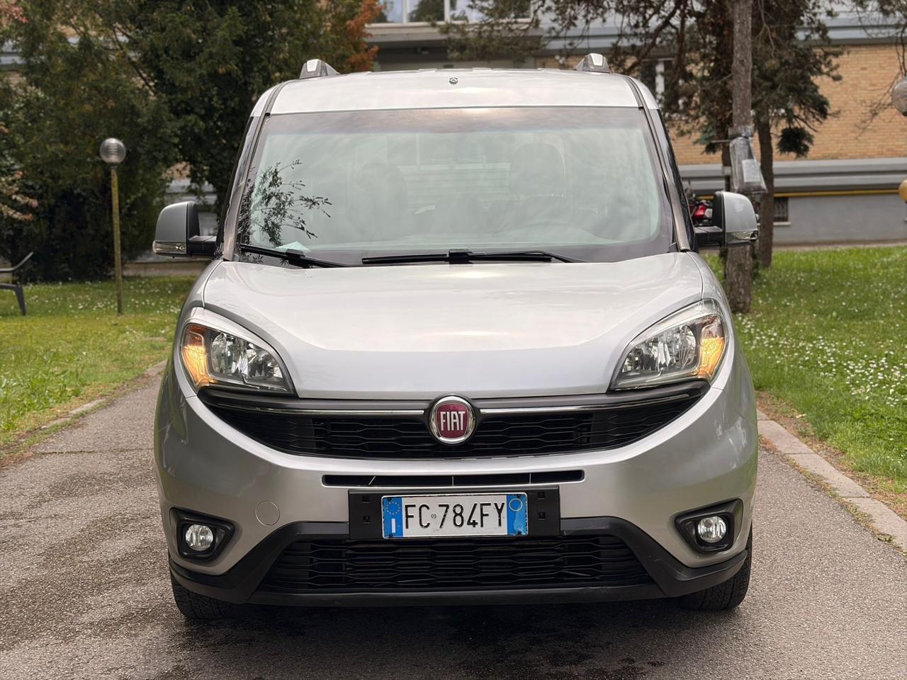 Fiat Doblo Doblò 1.4 T-Jet 16V Natural Power Lounge 2015
