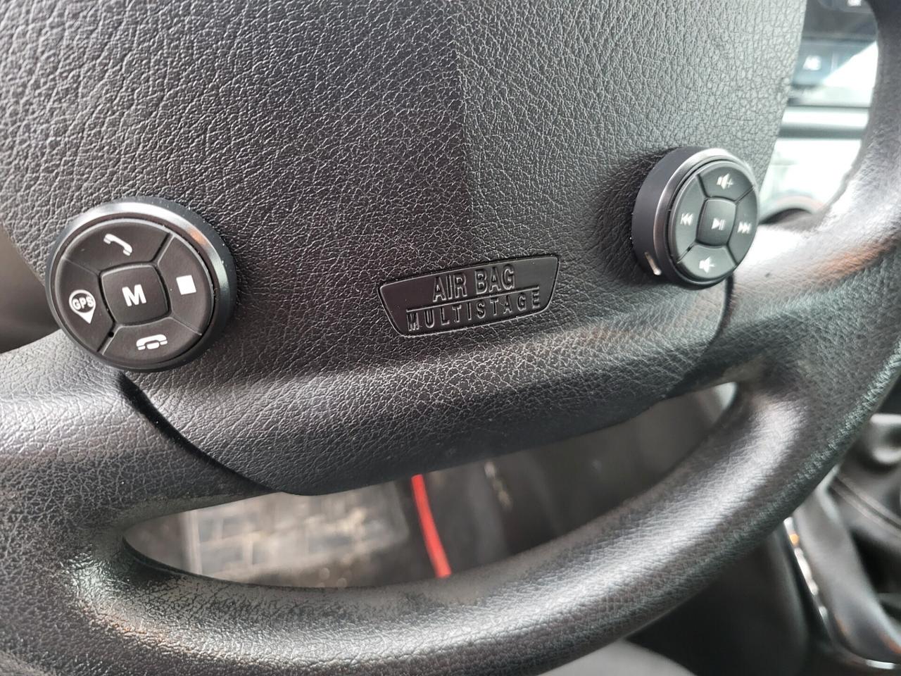 Lancia Ypsilon 1.3 MJT 75 CV Diva