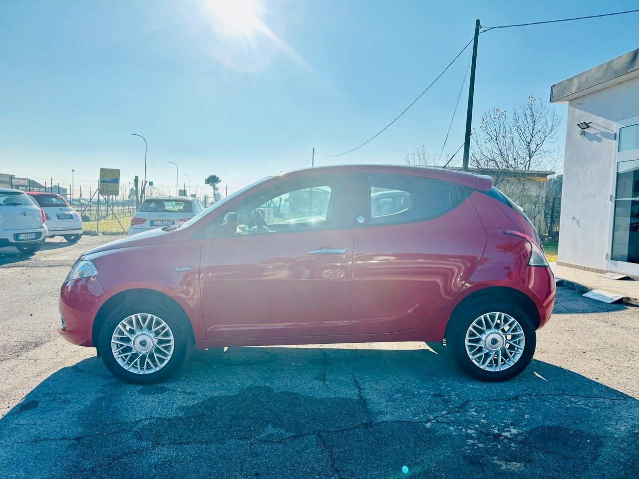 Lancia Ypsilon 0.9 TwinAir 85 CV 5 porte Metano Ecochic Gold