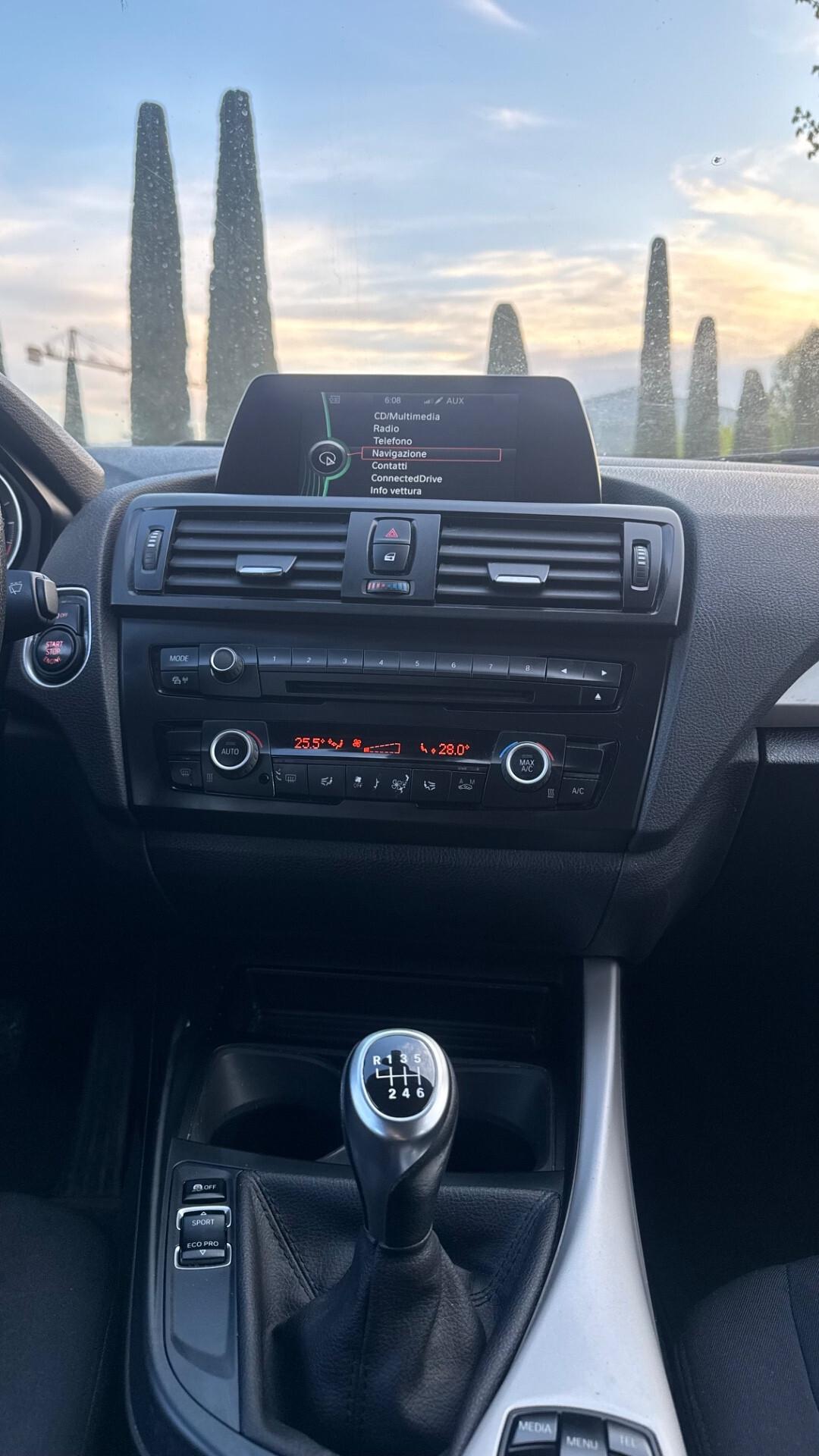 BMW Serie 1 118d Unique – 2014