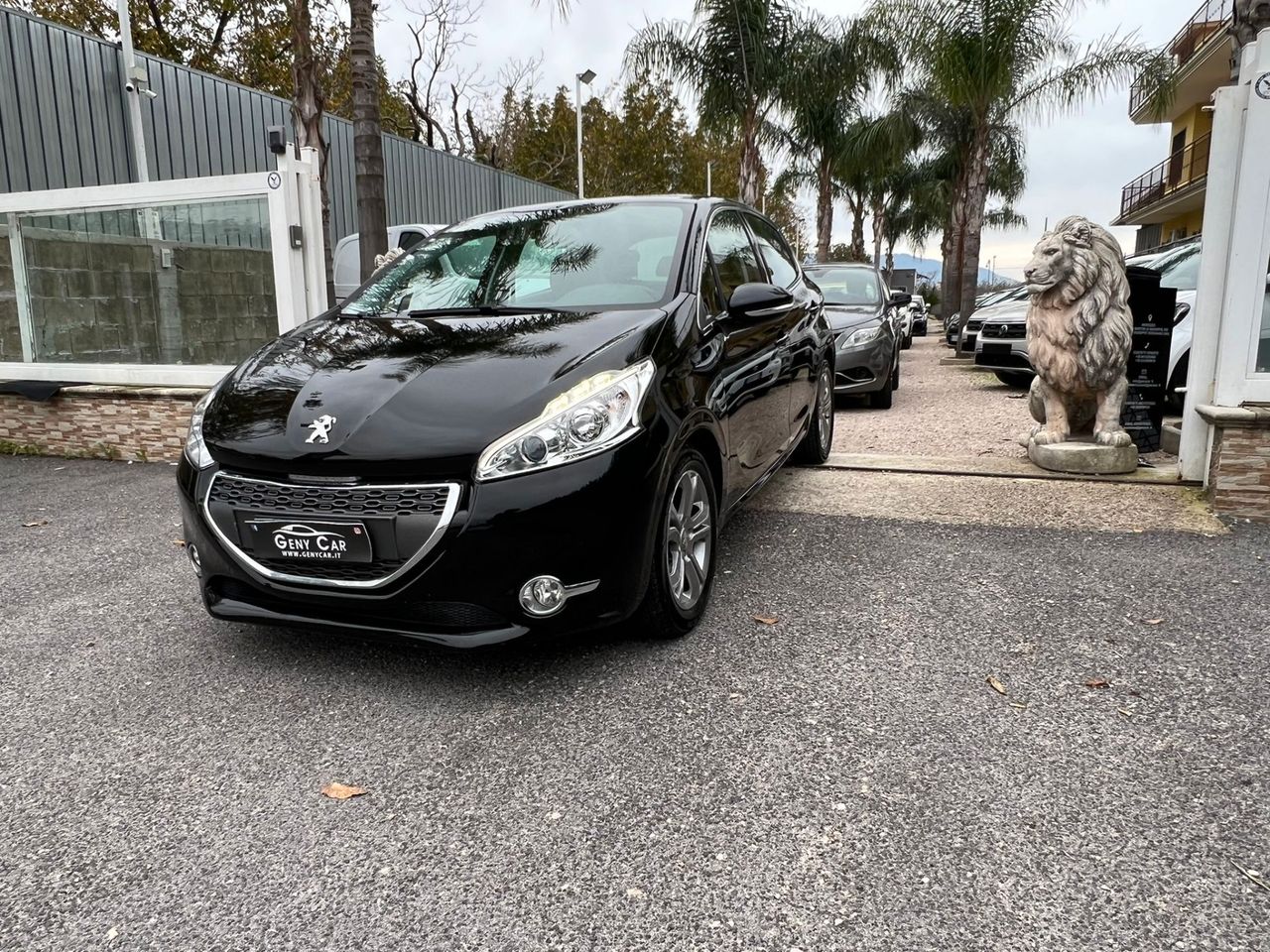 PEUGEOT 208 1.4 HDI 68 CV 5 PORTE ALLURE