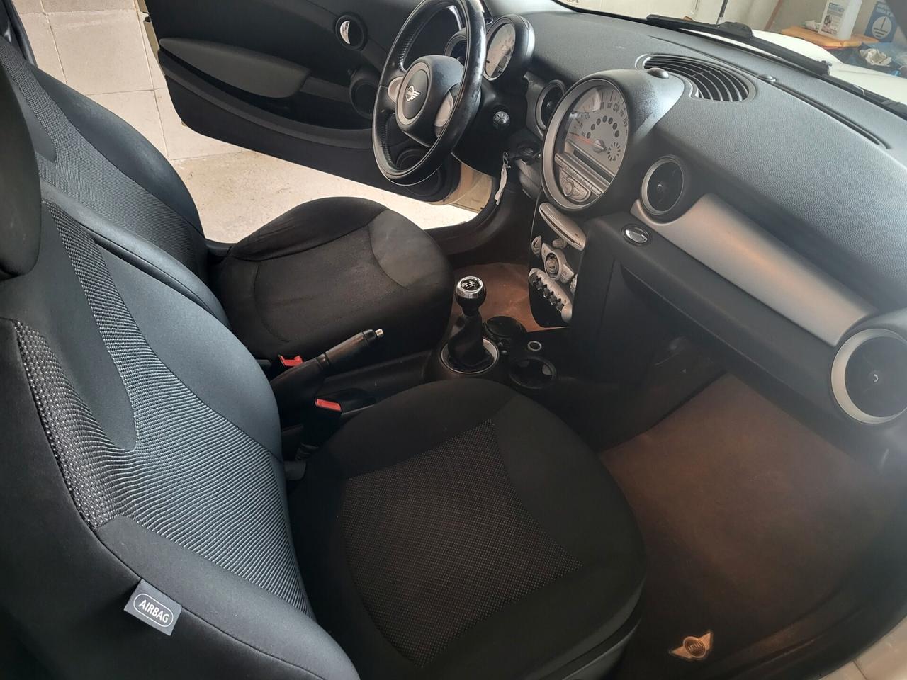 Mini 1.4 16V One Pepper