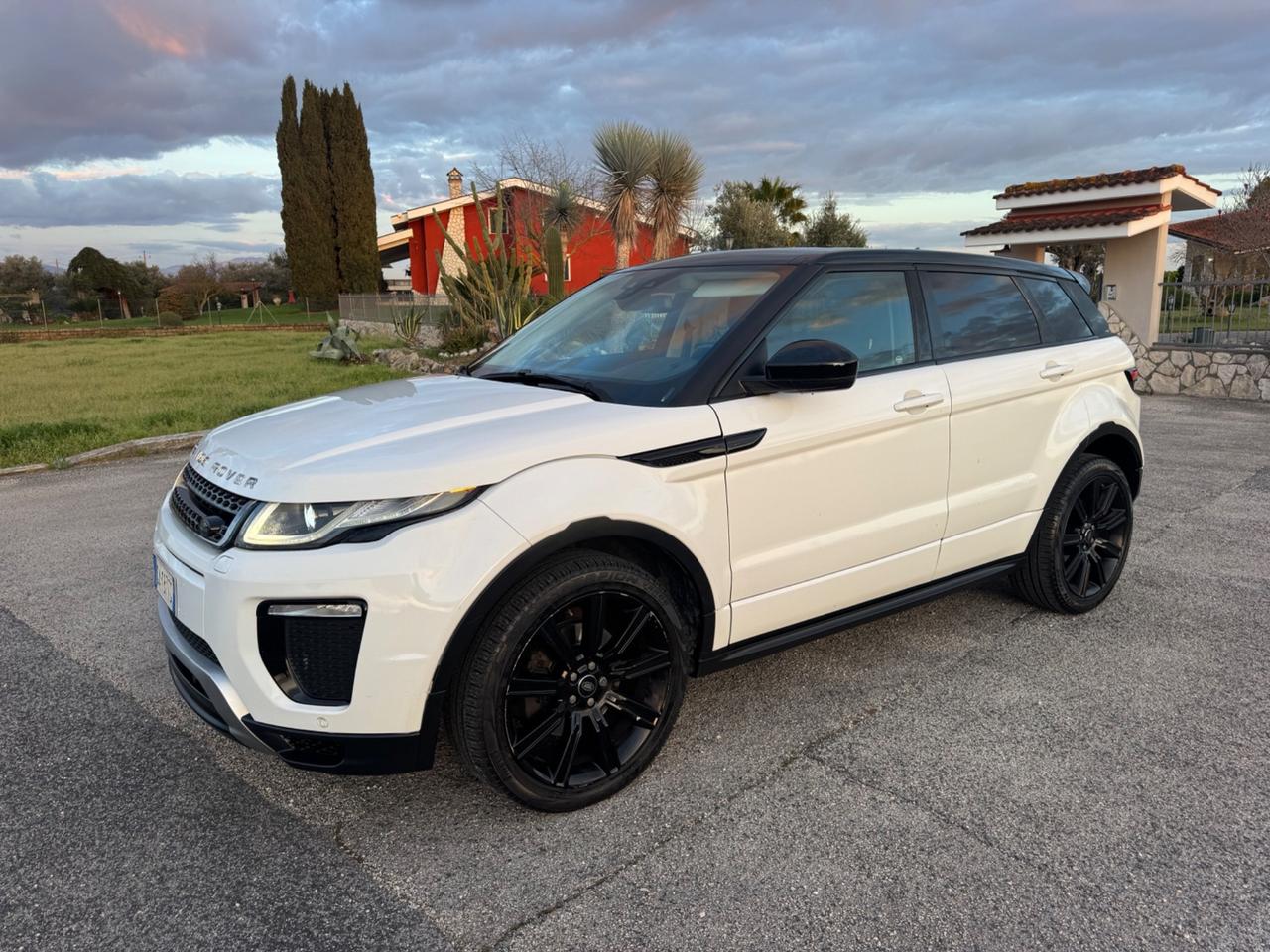 Land Rover Range Evoque 2.0 TD4 180 CV 5p. SE Dynamic