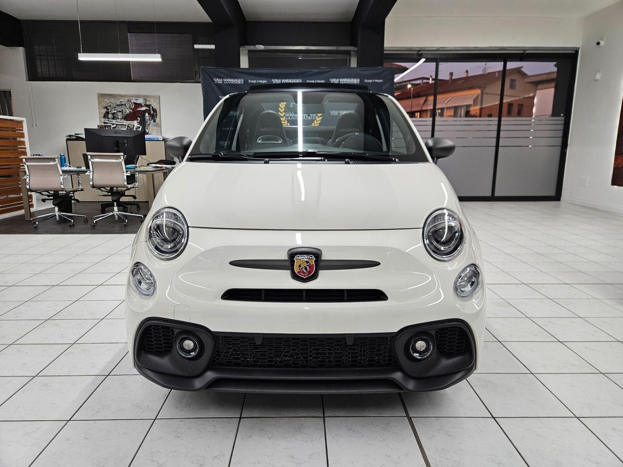 Abarth 595 C 1.4 Turbo T-Jet 165 CV