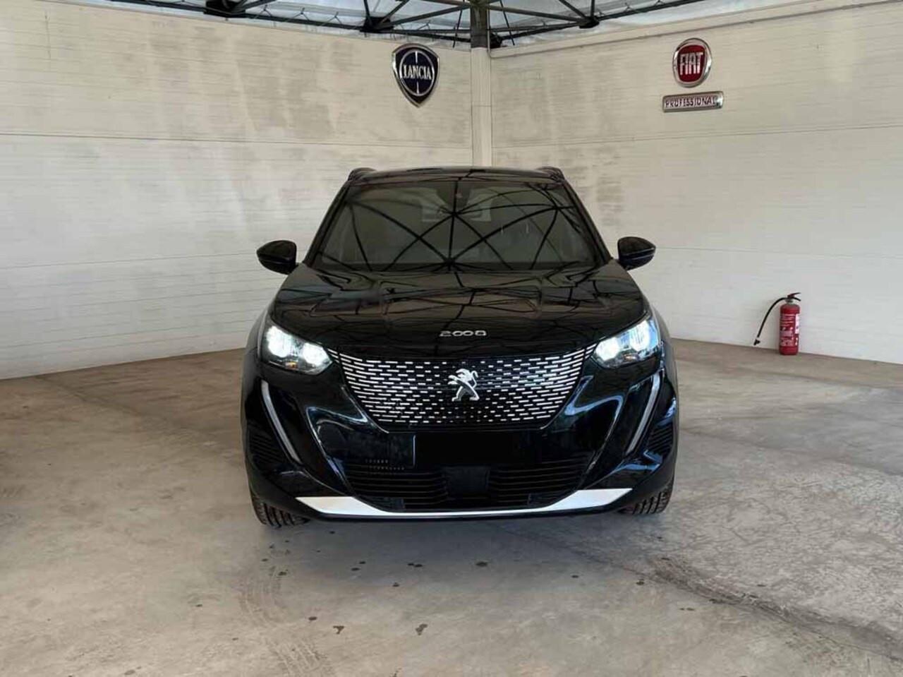 PEUGEOT 2008 II 2020 - 2008 1.2 puretech Allure s&s 130cv eat8