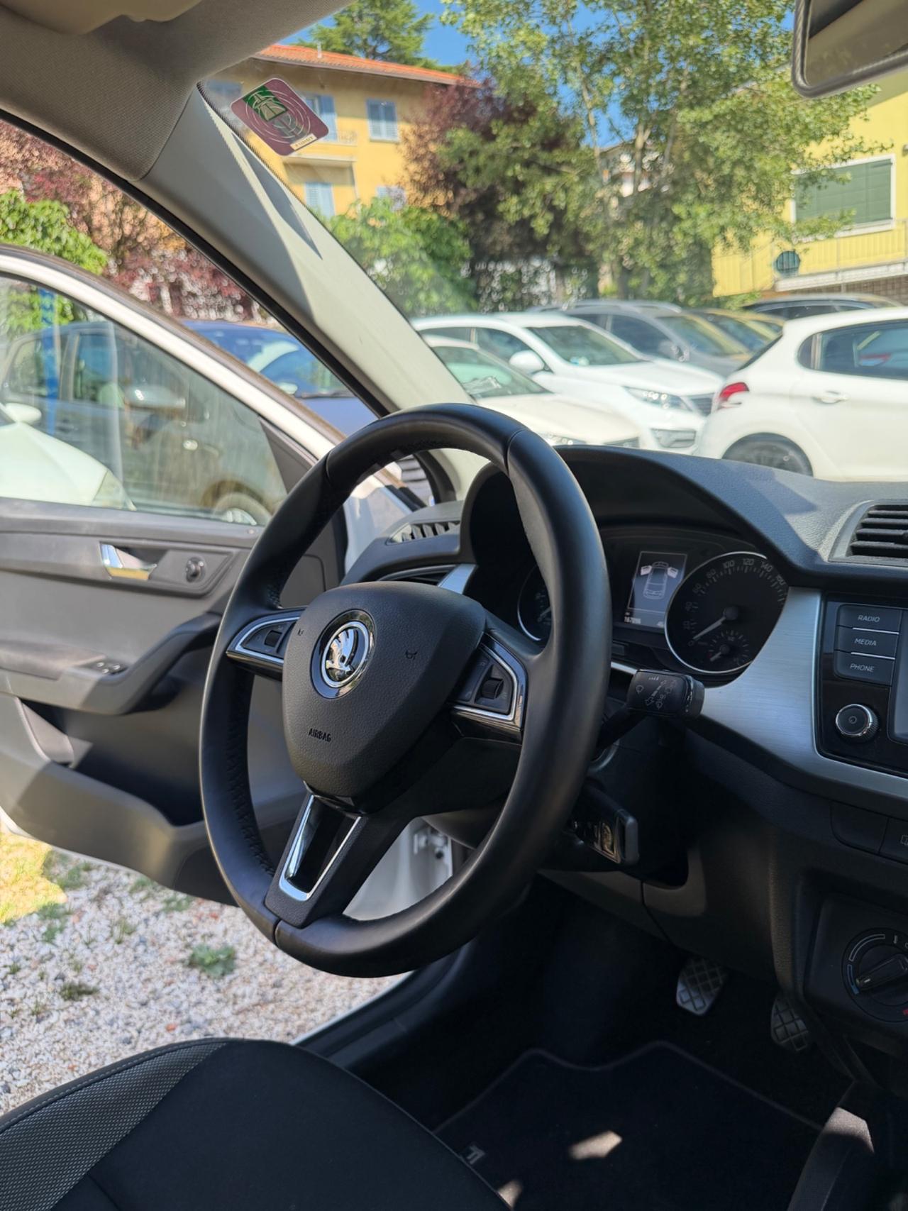 Skoda FABIA MPI 75CV 5P. STYLE KMCERT GARANZ