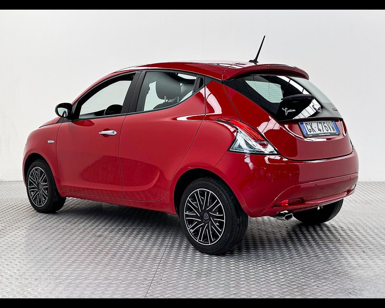 LANCIA Ypsilon 1.0 FireFly 5 porte S&S Hybrid Gold