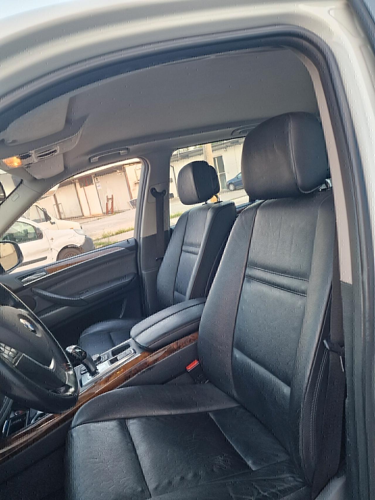 BMW X5 xDrive30d Futura - 2011