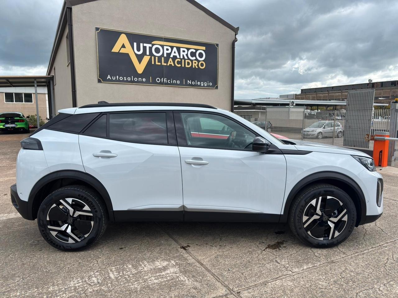 Peugeot 2008 1.2 PureTech Allure
