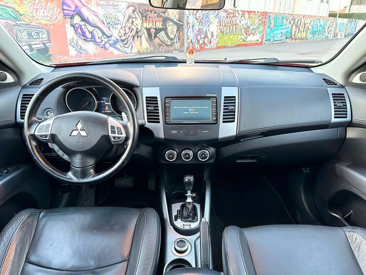 Mitsubishi Outlander 2.2 DI-D Intense DPF
