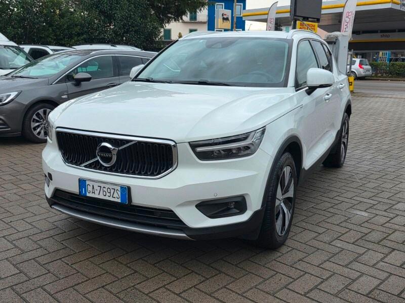 VOLVO XC40 (2017-->) XC40 D3 Geartronic Momentu...