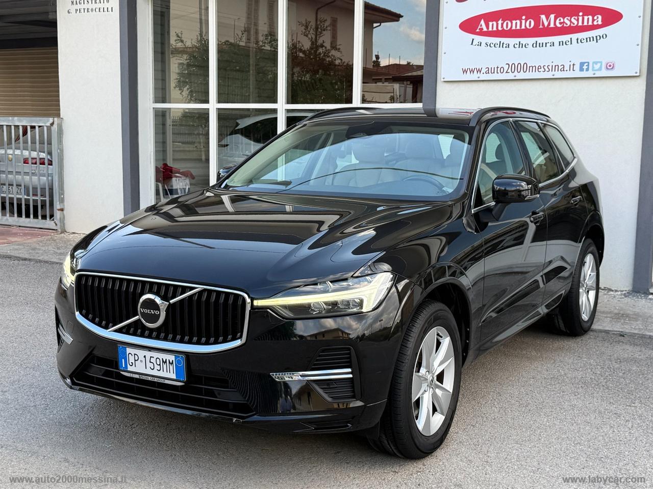 VOLVO XC60 B4 N1 AUTOCARRO 5 POSTI
