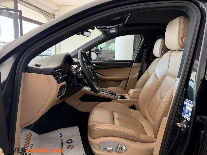 Porsche Macan 2.0 + tetto + pelle