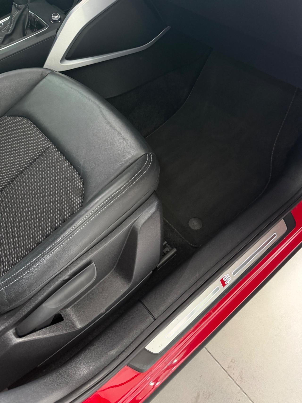 Audi Q2 2.0 150 S-LINE IDENTITY BLACK finanziabile
