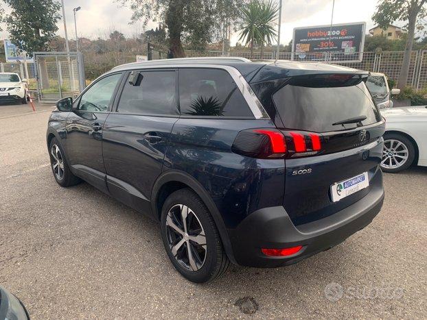 Peugeot 5008 1.5 HDI 130