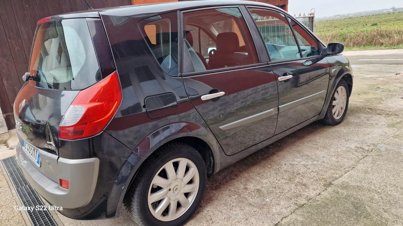 Renault Scenic Scénic 1.5 dCi/105CV Luxe neop