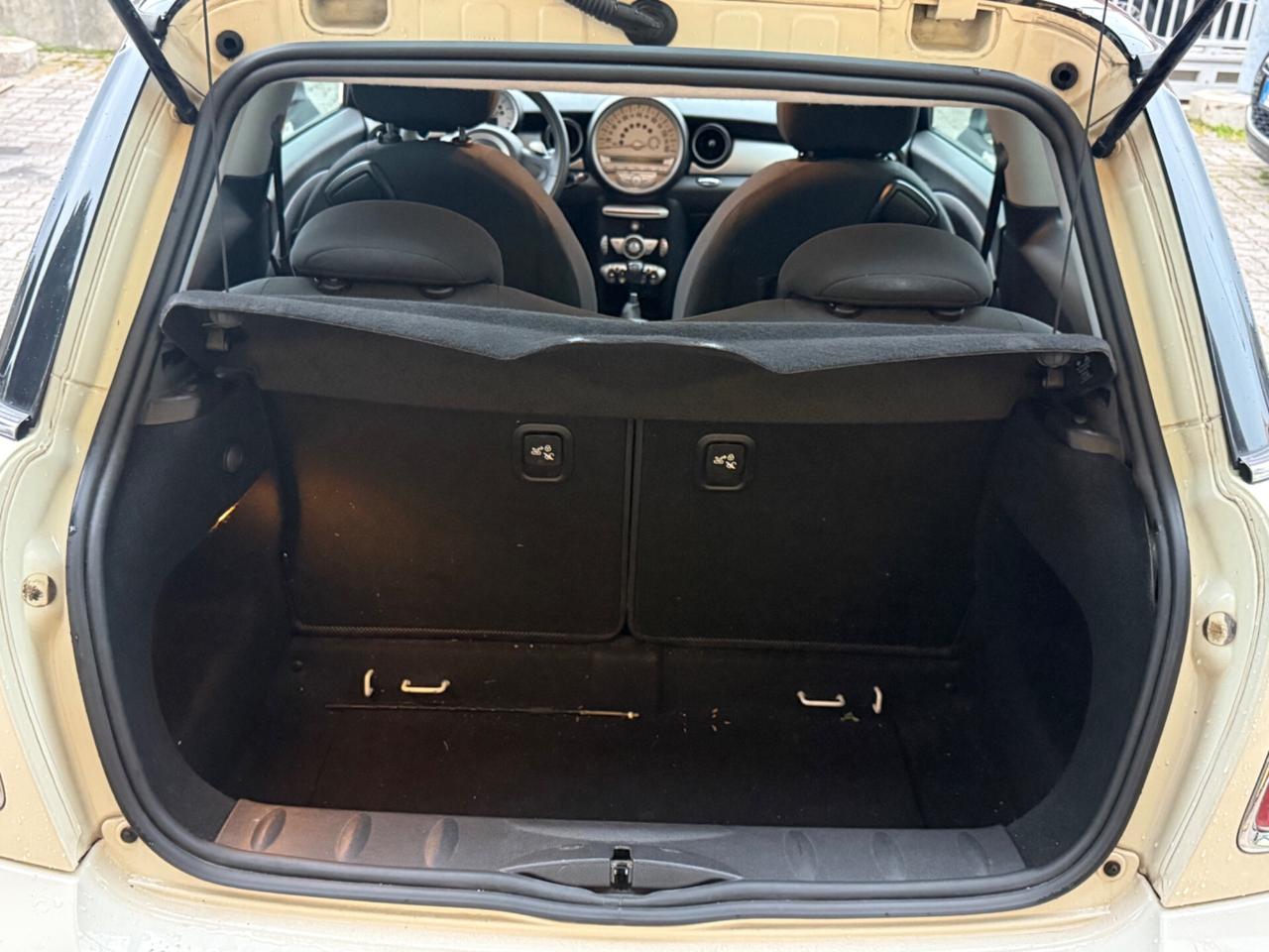 Mini Aut. Tetto apribile 1.6 16V Cooper D Chili