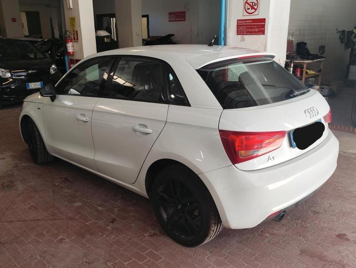 Audi A1 SPB 1.6 TDI 105 CV Attraction - MOTORE DA RIVEDERE