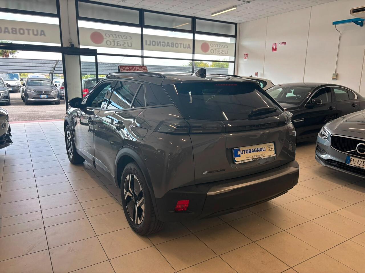 Peugeot 2008 ALLURE motore elettrico 156 CV 54 kWh SPOTICAR
