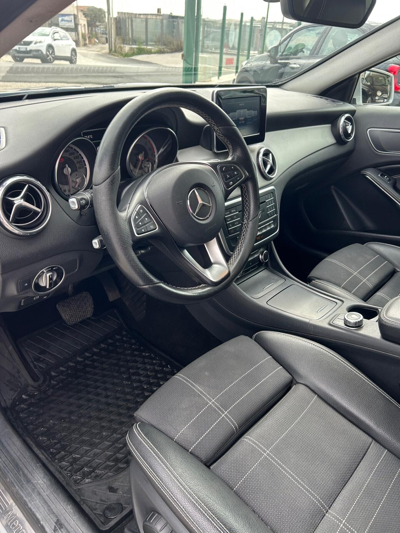 Mercedes-benz A 220 A 220 d Automatic 4Matic Business