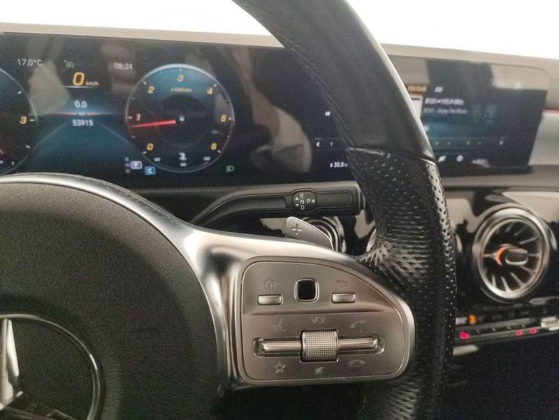 Mercedes-Benz Classe A A 180 d Premium Night edition auto