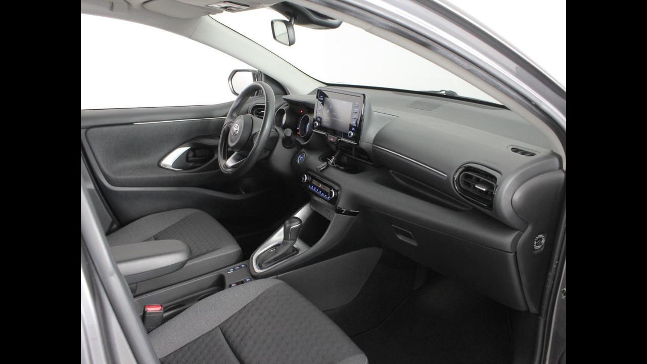 TOYOTA Yaris IV 2020 - Yaris 1.5h Trend