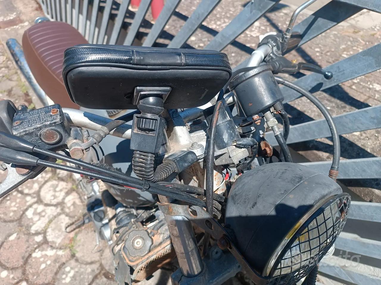 Kawasaki KL600B scrambler