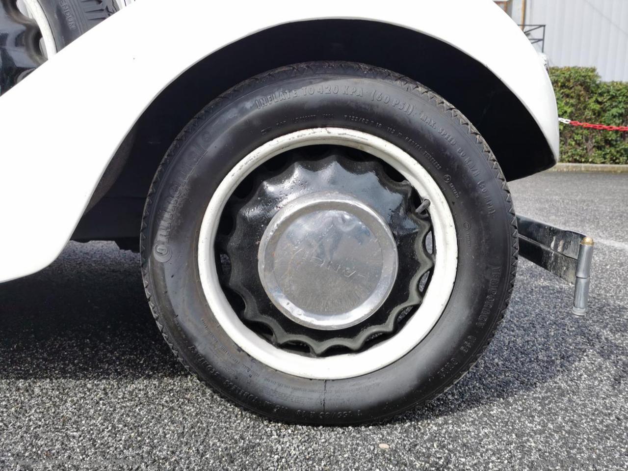 LANCIA ARTENA TARGATA ROMA OMOLOGATO 9 POSTI