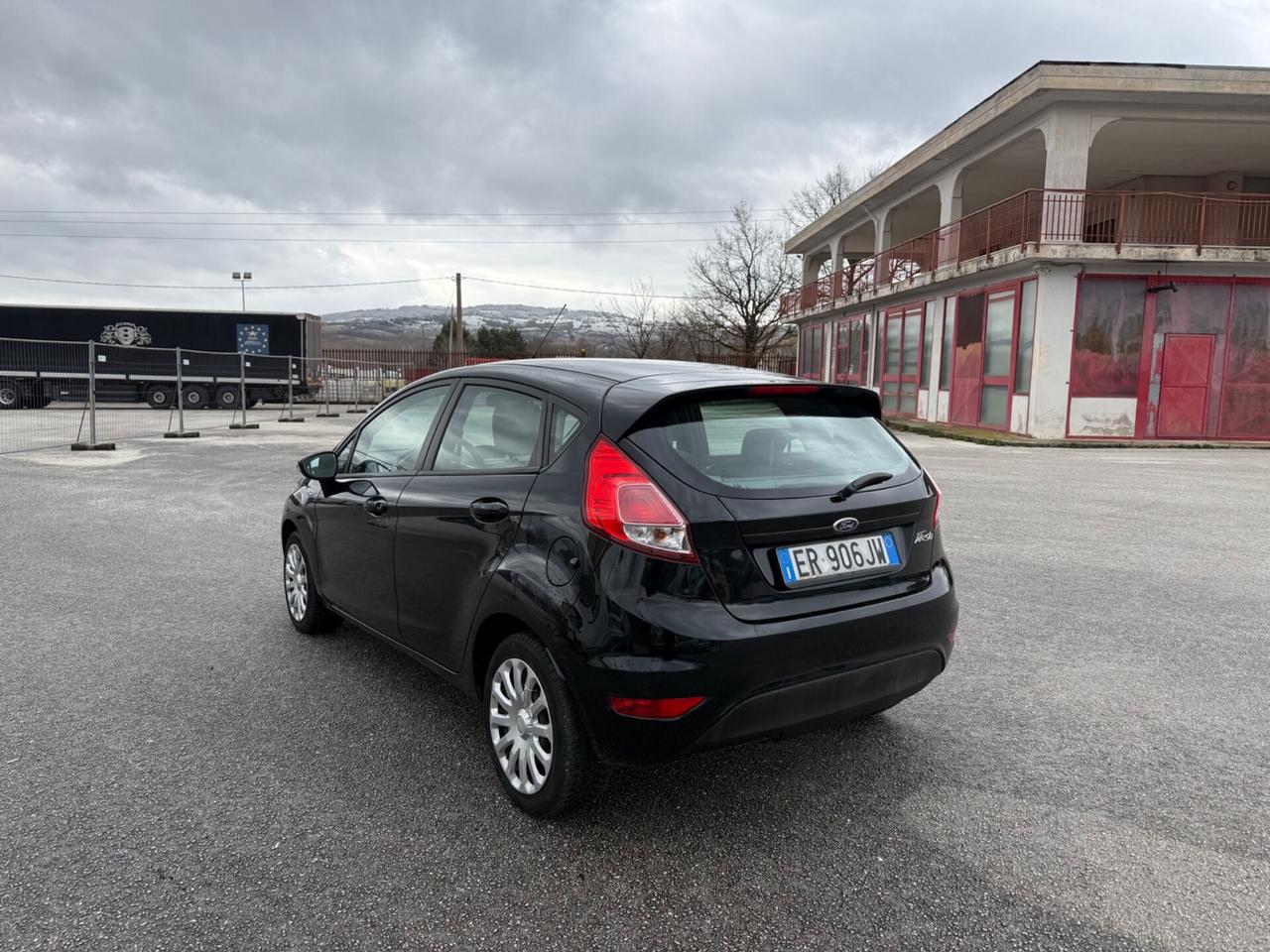 Ford Fiesta 1.4 5 porte Bz.- GPL