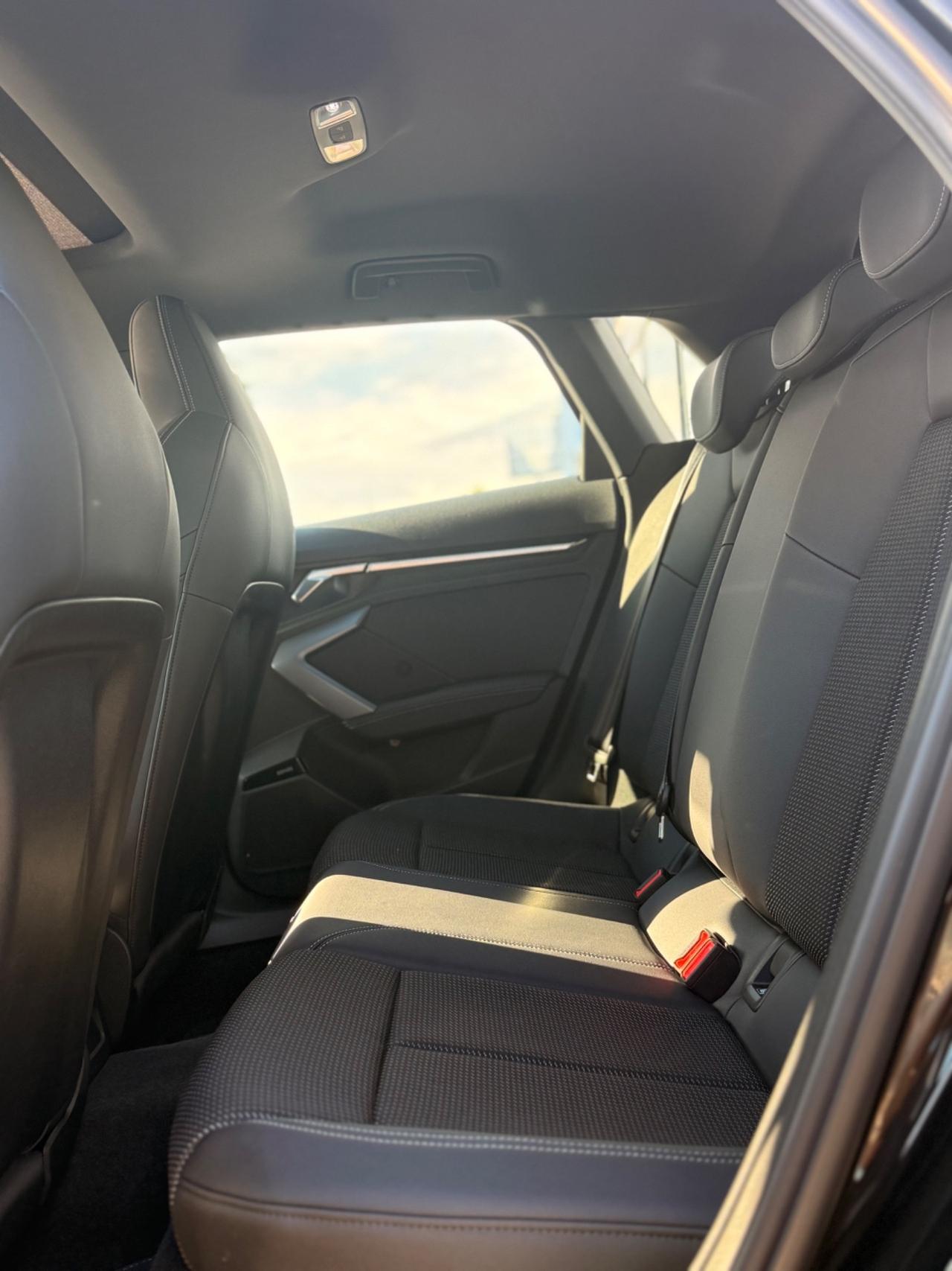 AUDI A3 SPB 35d 150cv S LINE + tetto apr. Pack luci