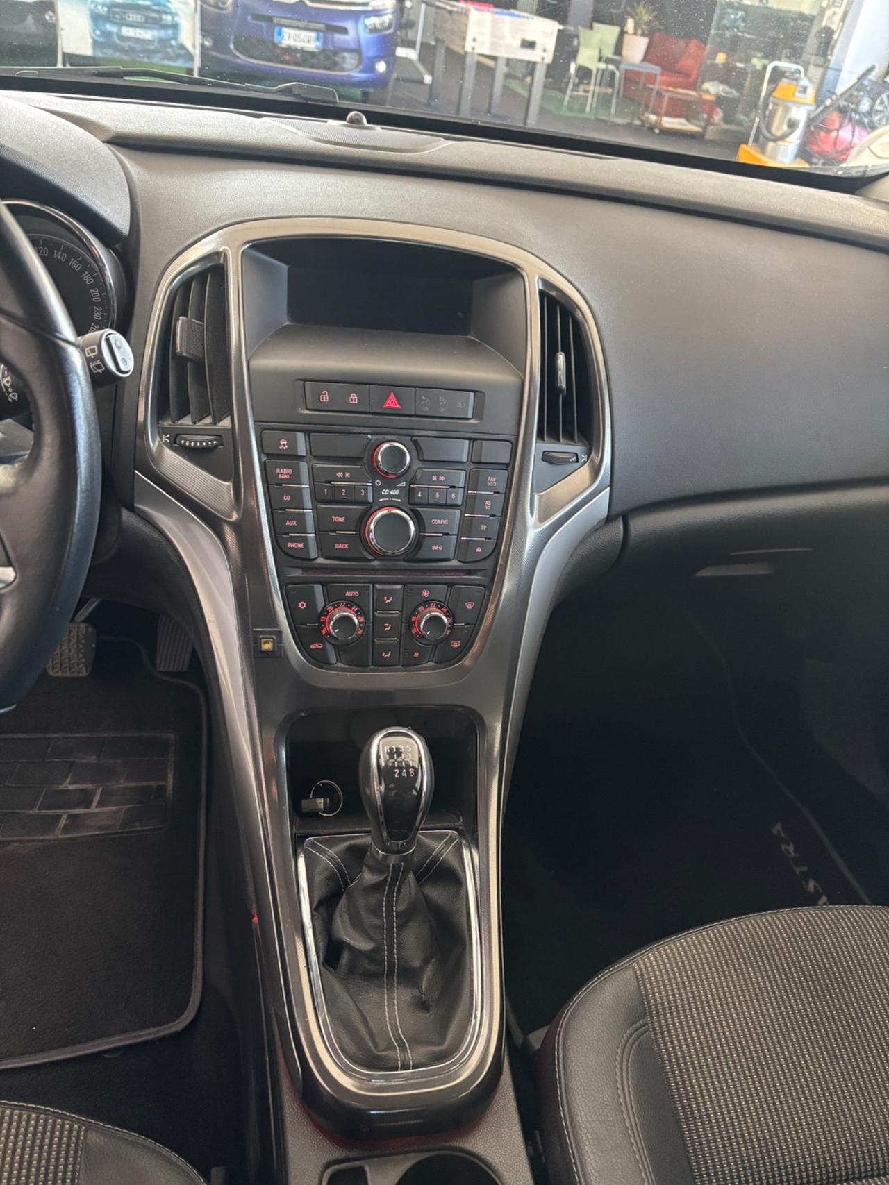 Opel Astra 1.4 Turbo 140CV 5 porte Cosmo