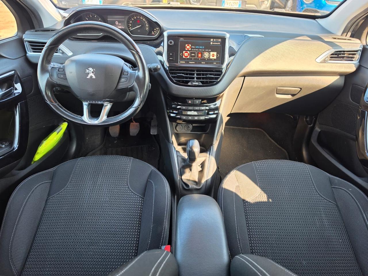 Peugeot 208 PureTech 82 5 porte Allure