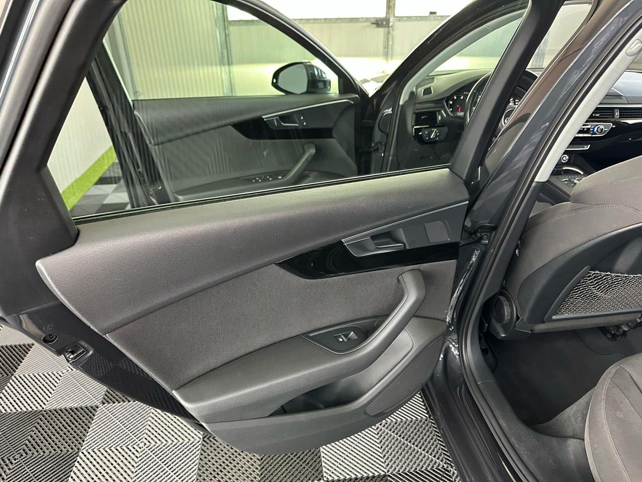 Audi A4 Avant 2.0 TDI 150 CV ultra S tronic Sport