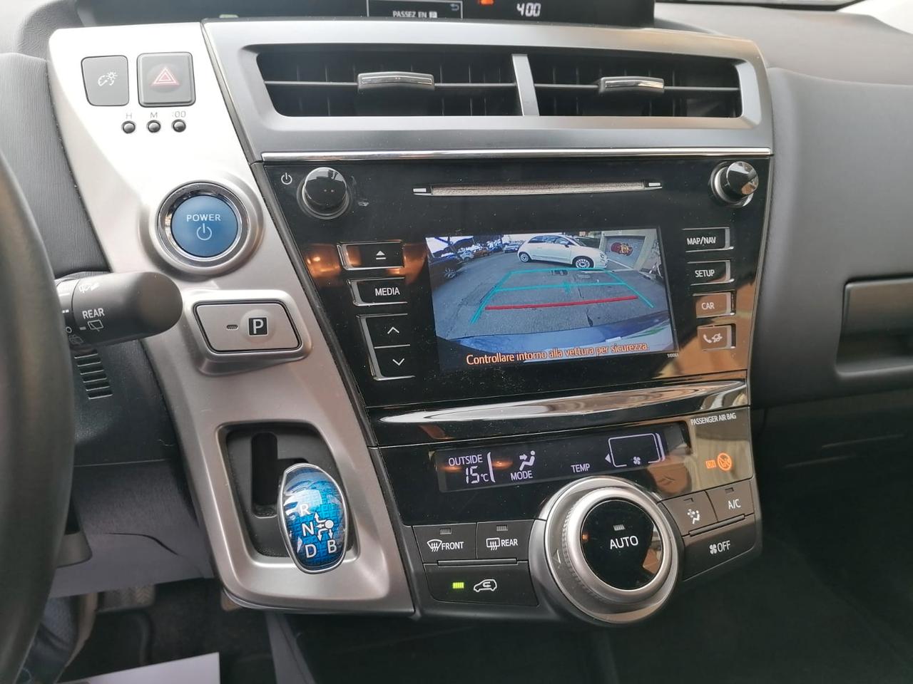 Toyota Prius + 1.8 Hybrid Lounge