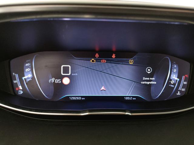 PEUGEOT 3008 BlueHDi 130 S&S Business