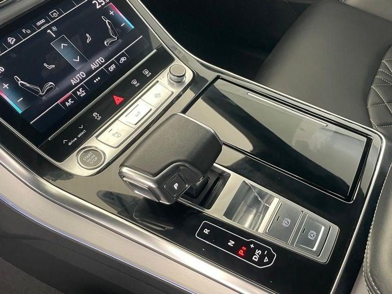 Audi Q8 50 TDI 286 CV quattro tiptronic Sport