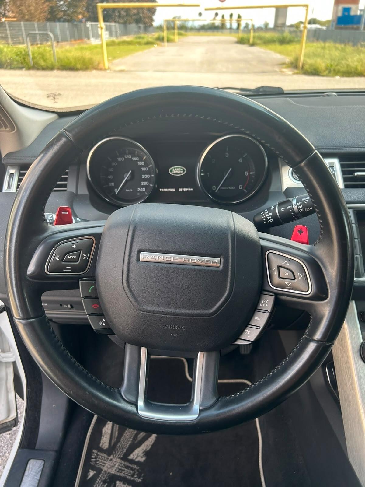 Land Rover Range Evoque 2.2 TD4 5p. British Edition Dynamic