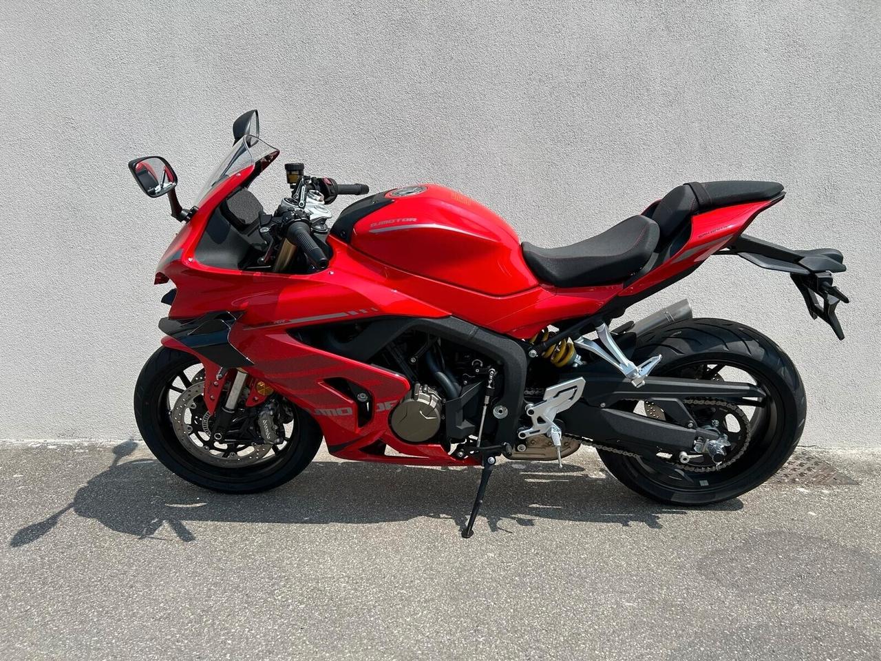 Qj Motor SRK 800 RR 2025 in promozione