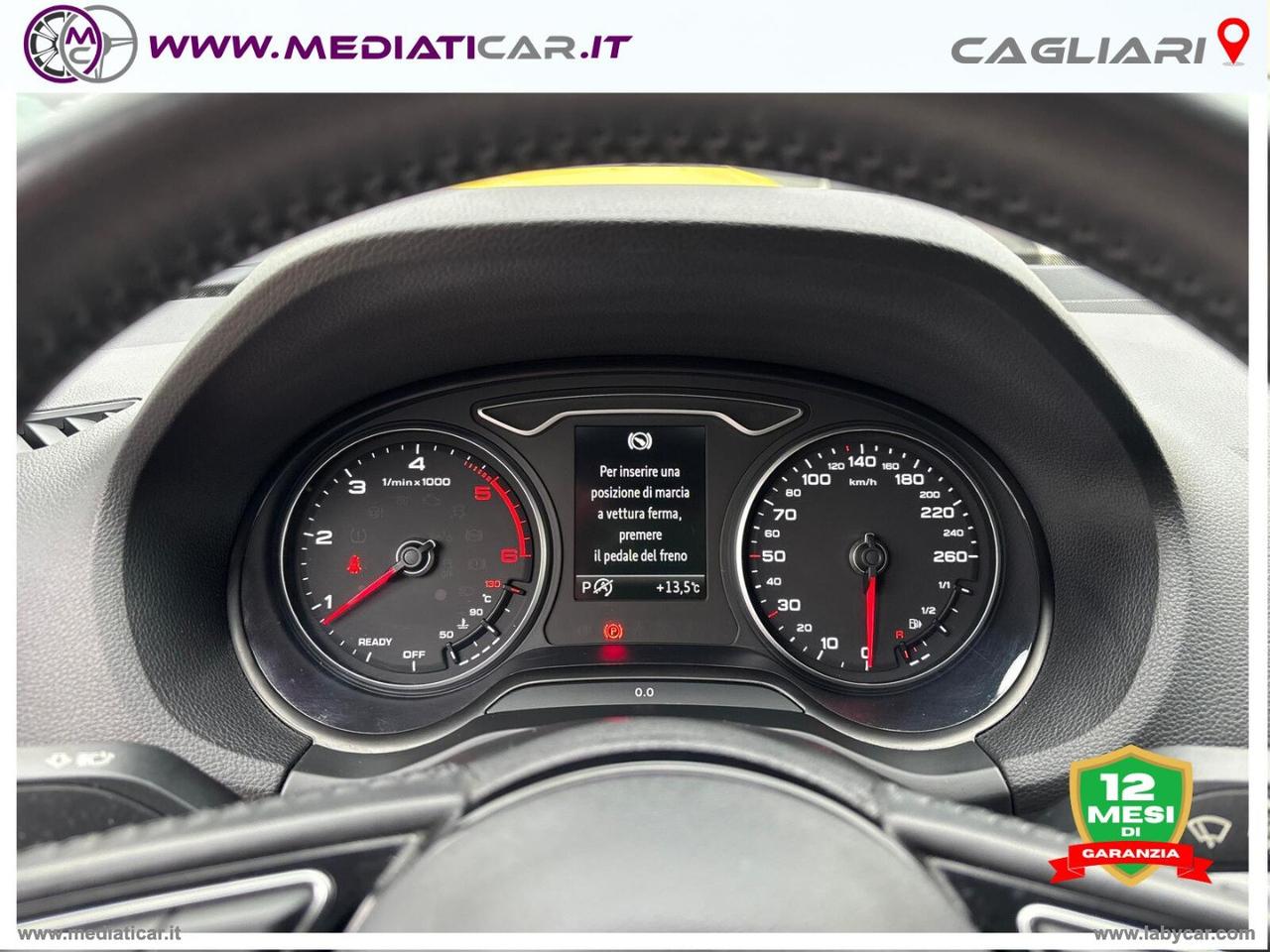 AUDI Q2 30 TDI S tronic Identity Black